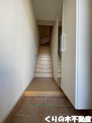 玄関　シンプルで使いやすい玄関です