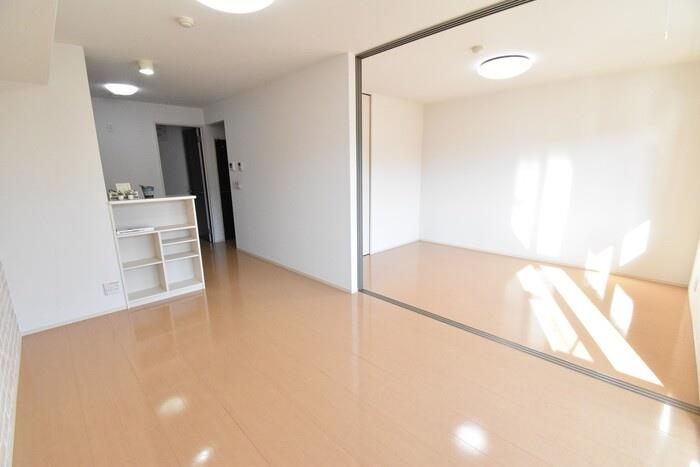 居室・リビング　写真は全て現状優先となります。