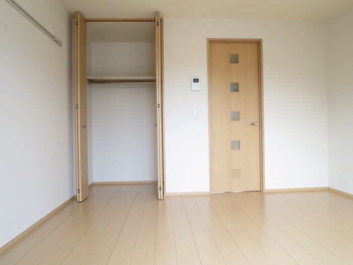 居室・リビング　居室　７帖