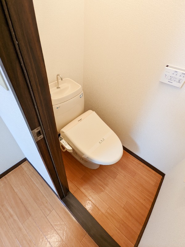 トイレ　図面と現状に相違がある場合には現状を優先