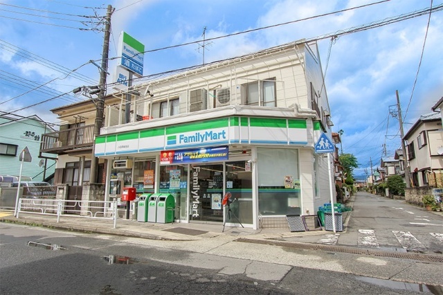 コンビニ　ファミリーマート小田原蛍田店（コンビニ）まで168m