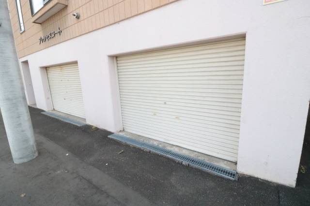 駐車場　専用駐車場スペース♪