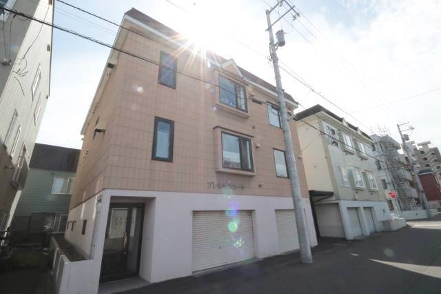 建物外観　綺麗な外観です♪