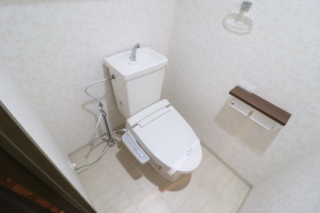 トイレ　ウォシュレット