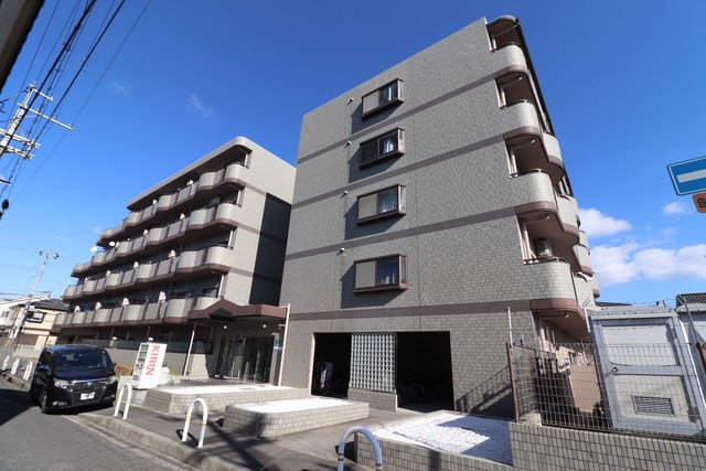 建物外観　パレーシャル２１