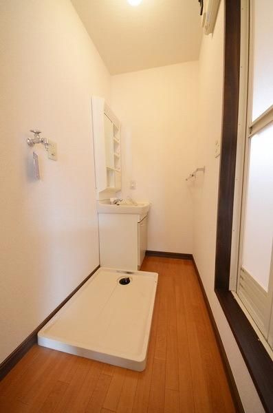 洗面設備　☆独立洗面所♪室内洗濯機置場☆