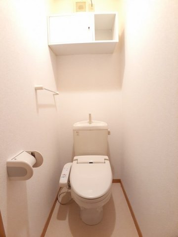 トイレ　落ち着いたトイレです