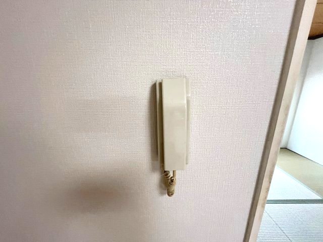 セキュリティ　写真は、他部屋の同間取りとなっております。