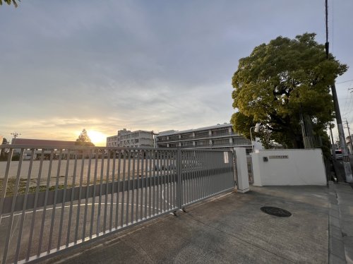 小学校　尼崎市立　浜田小学校（小学校）まで401m