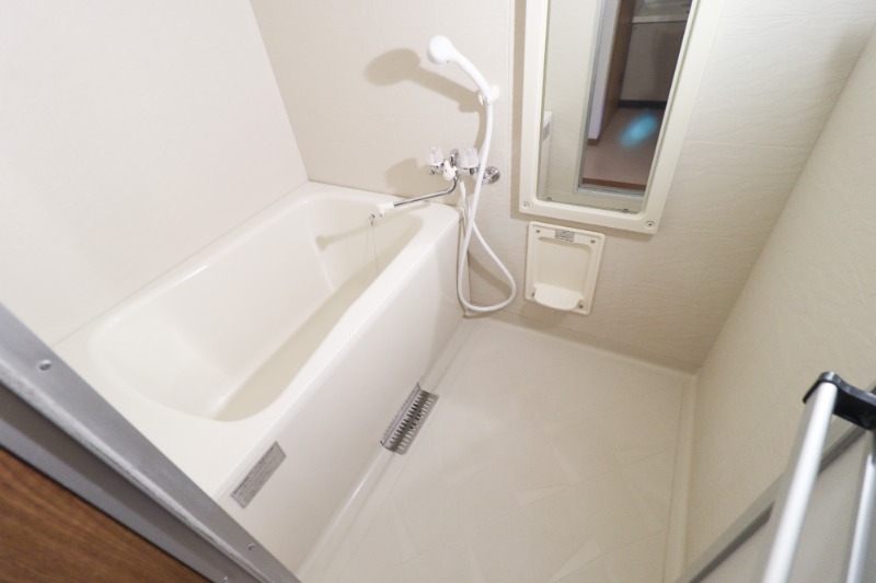 バス・シャワールーム　図面と現状に相違がある場合には現状を優先