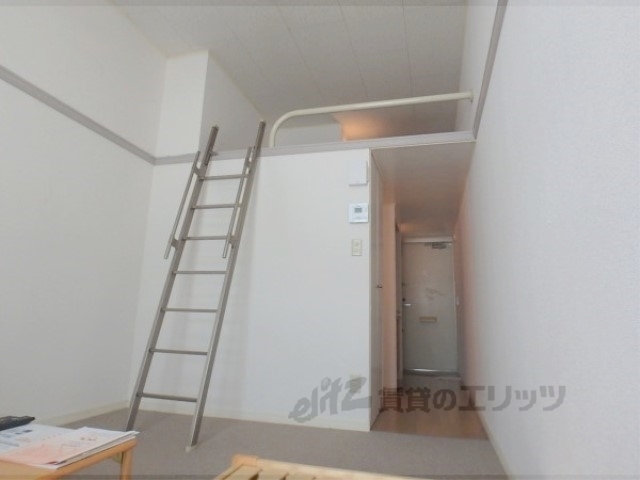 居室・リビング　ロフトついてます