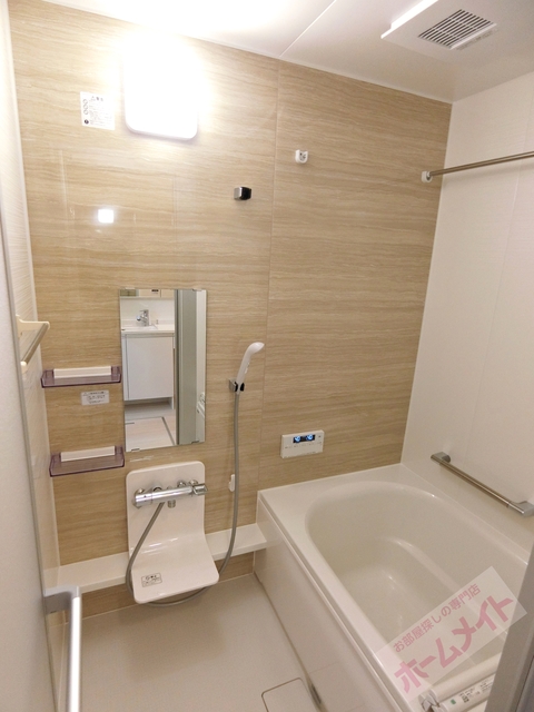 バス・シャワールーム　追い焚き付で寒い日も温まります♪