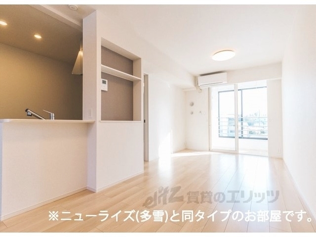 居室・リビング　リビング