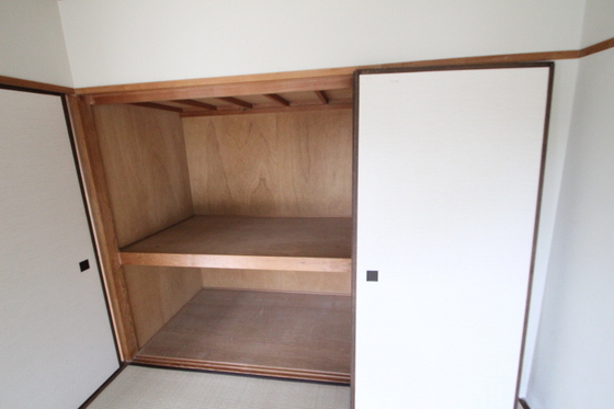 収納　※別部屋の写真です