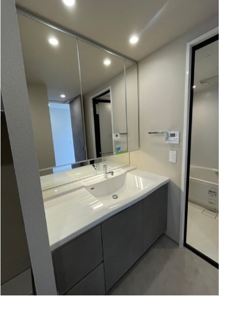 洗面設備　独立洗面化粧台