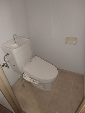 トイレ　落ち着いたトイレです