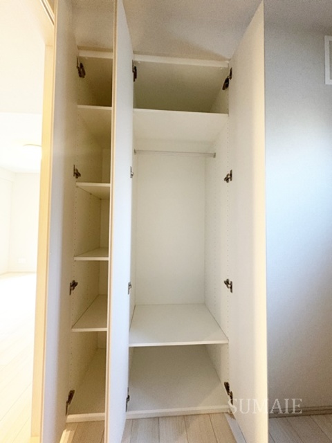 収納　洋室の収納です☆