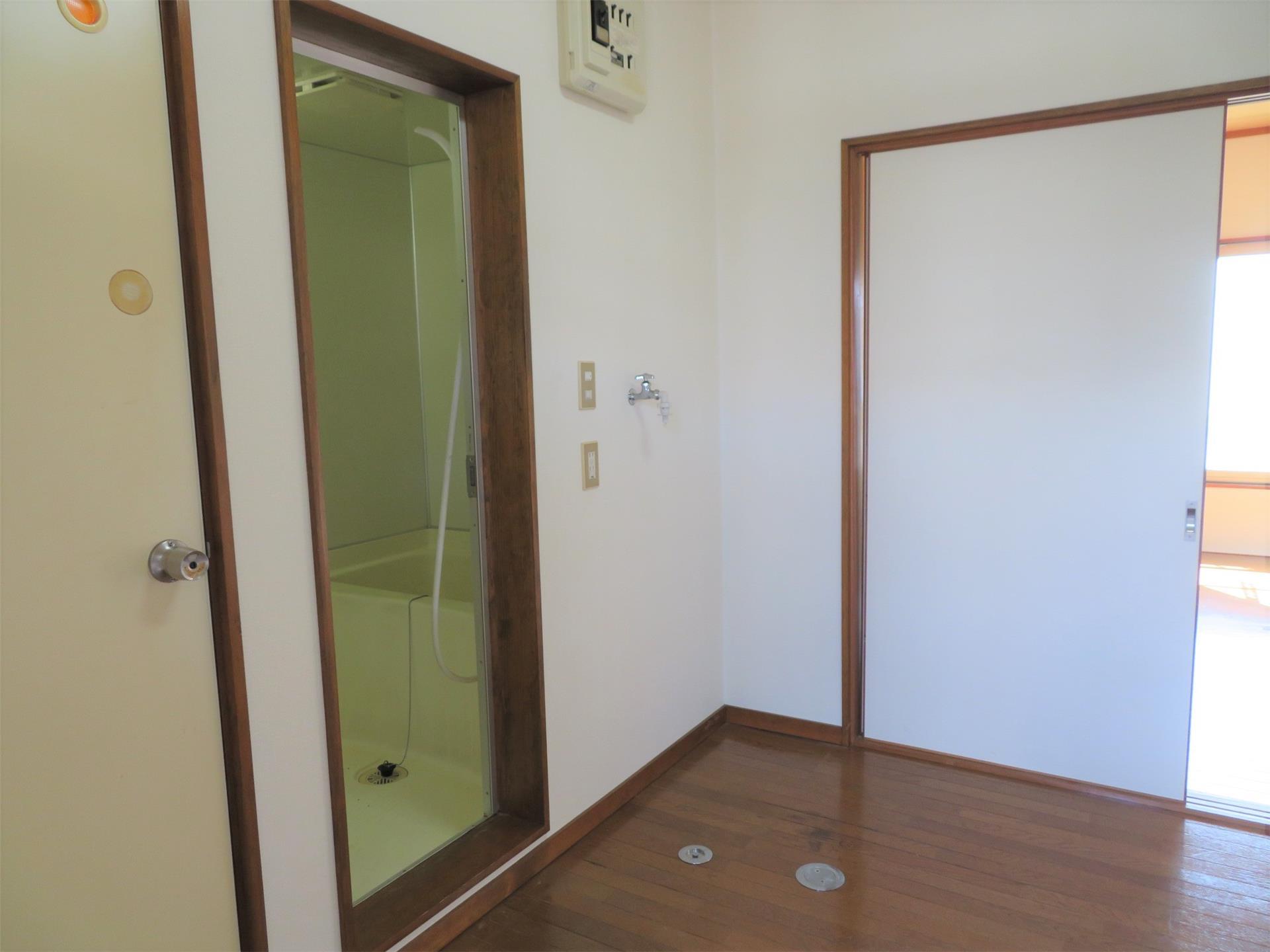 その他設備　洗濯機置き場