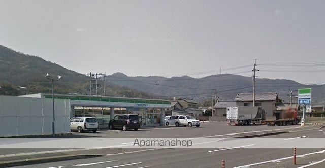 コンビニ　ファミリーマート高松香西北店（コンビニ）まで168m