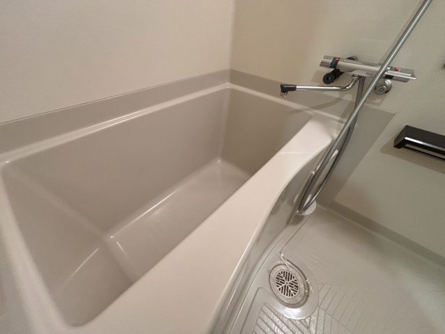 バス・シャワールーム　詳細は、RISUMO江坂本店までお問合せください♪