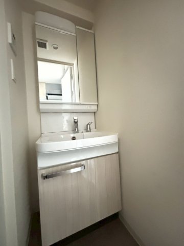 洗面設備　詳細は、RISUMO江坂本店までお問合せください♪