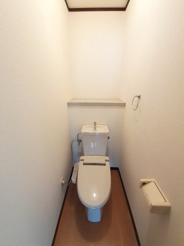 トイレ　シンプルで使いやすいトイレです