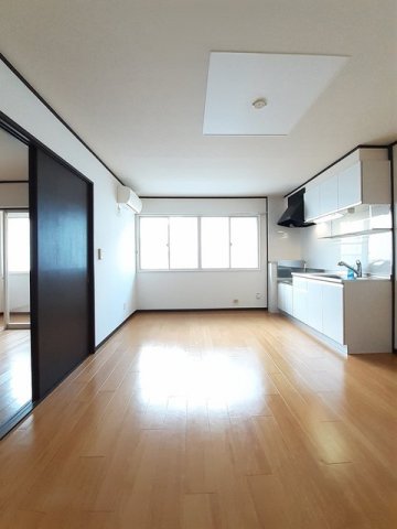 居室・リビング　ゆったり過ごせるリビングです