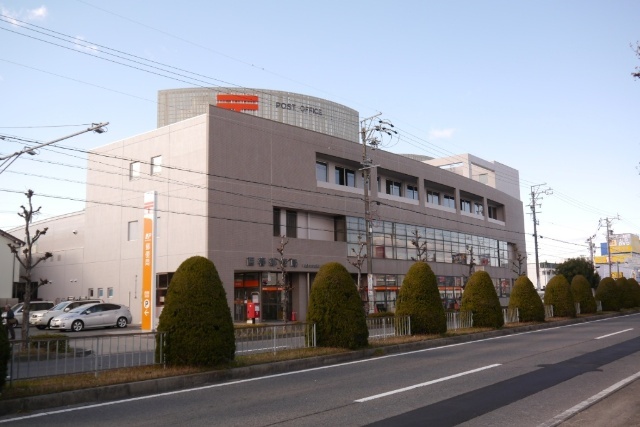 郵便局　西春郵便局（郵便局）まで418m