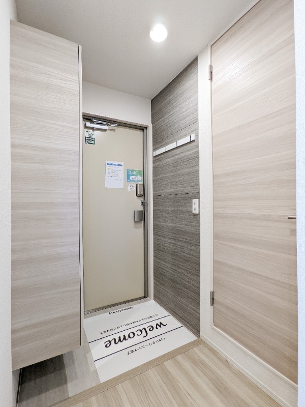 玄関　図面と現状に相違がある場合には現状を優先