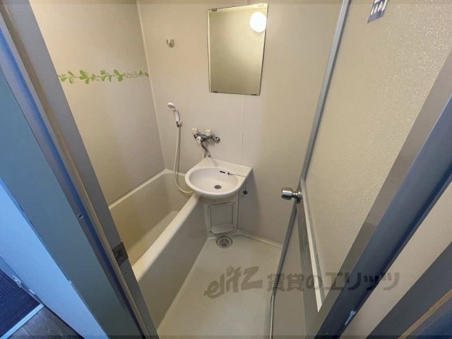 バス・シャワールーム　ユニットバス