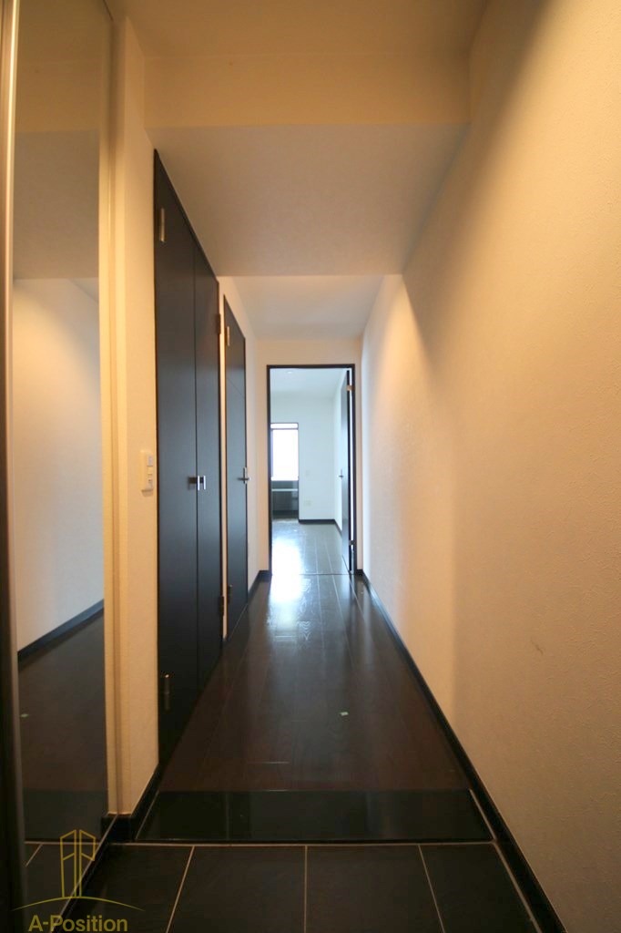 玄関　アルグラッド ザ・タワー心斎橋