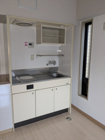 キッチン　※別部屋の写真です