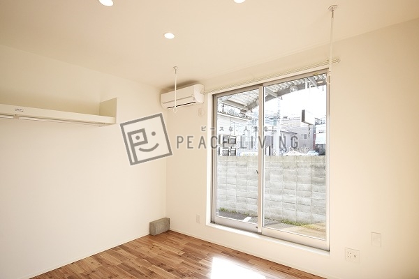 居室・リビング　ピース・クラージB