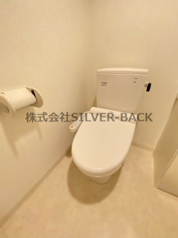 地下鉄中央線 九条駅 徒歩5分 15階建 築16年のトイレ写真