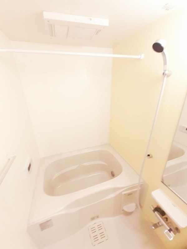 バス・シャワールーム　図面と現状に相違がある場合には現状を優先