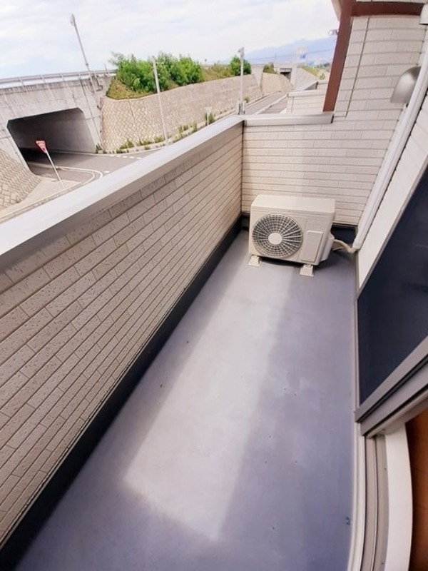 バルコニー　図面と現状に相違がある場合には現状を優先