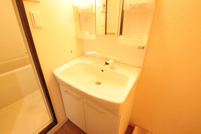 洗面設備　※別室の参考写真の為、現況優先です。