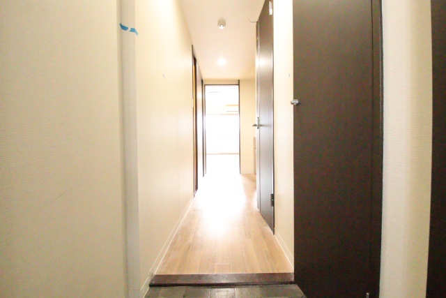 玄関　※別室の参考写真の為、現況優先です。