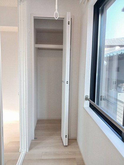 収納　※別部屋の写真です