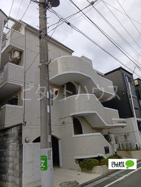 建物外観　タイル張りの外観です♪