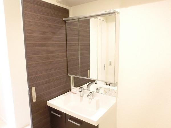 洗面設備　シャンプードレッサー！