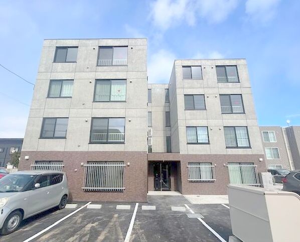 建物外観　☆地下鉄東西線【白石駅】まで徒歩8分！