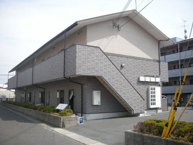 建物外観　２F建てのお洒落なハイツです。
