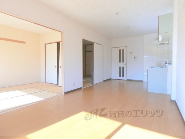 居室・リビング　リビング