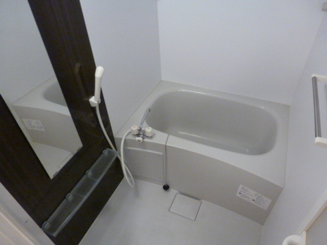 バス・シャワールーム　浴室