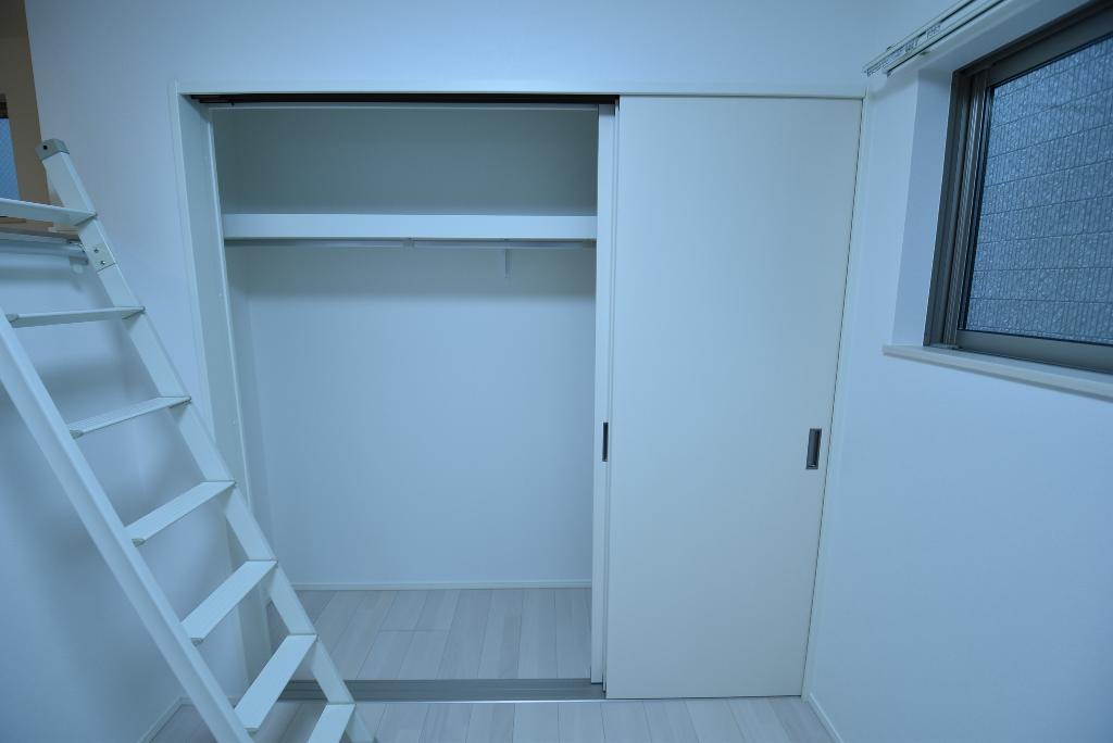 収納　クローゼット