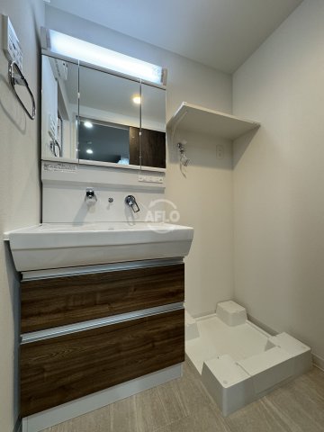 洗面設備　リヴェント難波サウス　洗面所