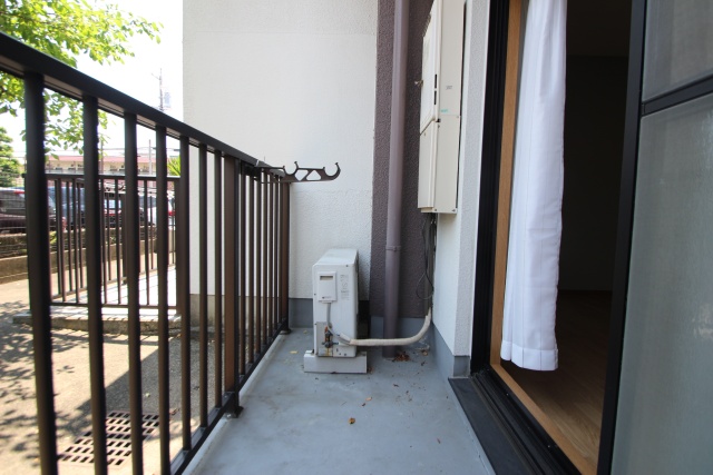 バルコニー　※別号室の参考写真のため、現状優先です。