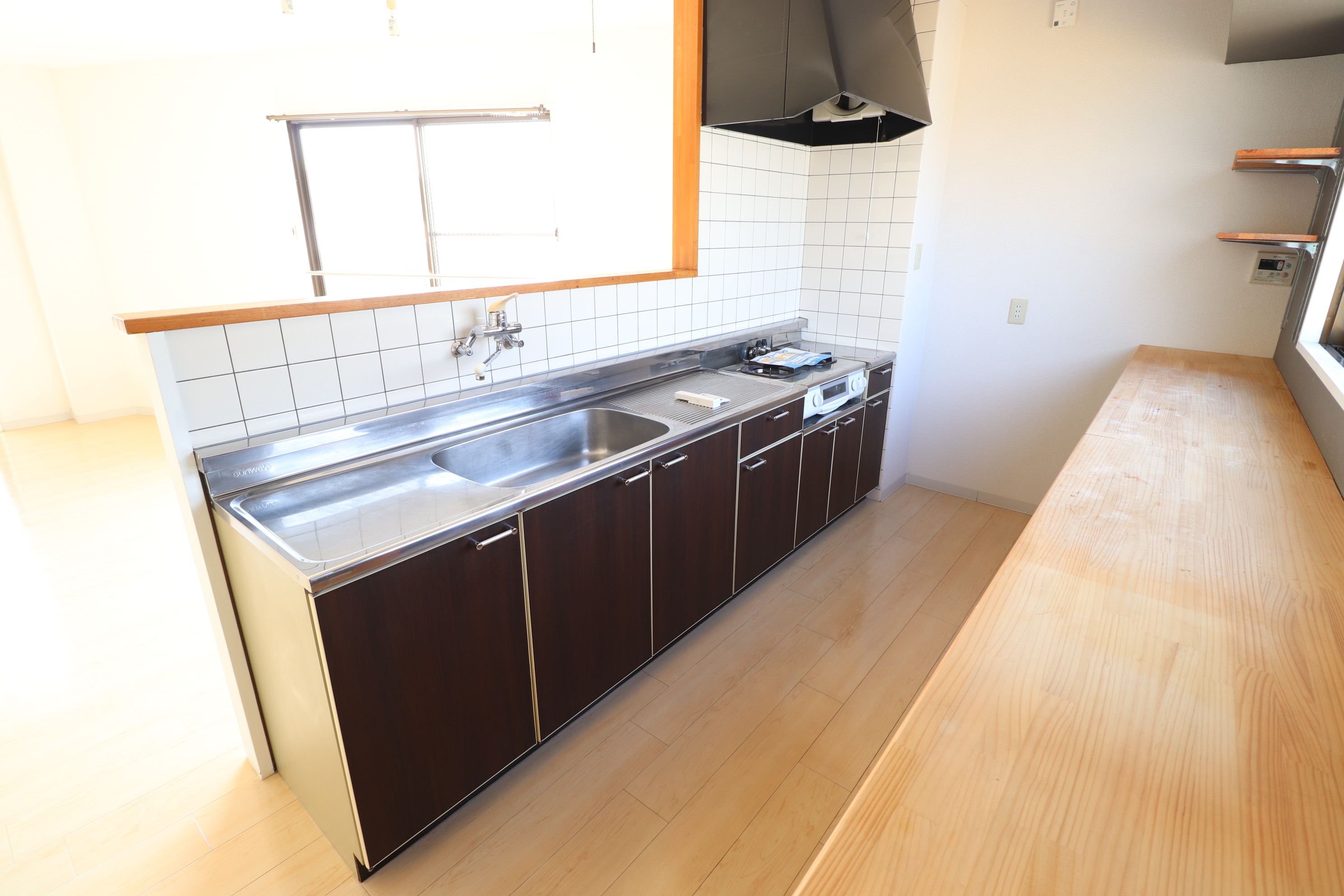 キッチン　嬉しいコンロ付きの広いキッチン♪