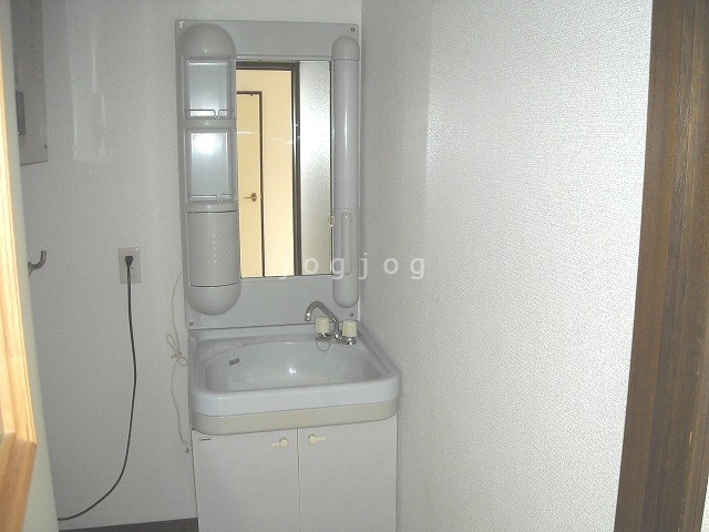 洗面設備　類似